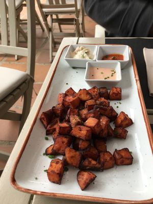 Patatas de boniato con 3 salsas  at Sa Garrofa in Begur