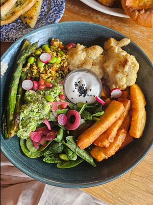 Nourish bowl at Hall and Woodhouse in Portishead