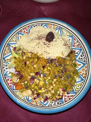 Hummus and Jordanian rice main   at Frary's in Venice
