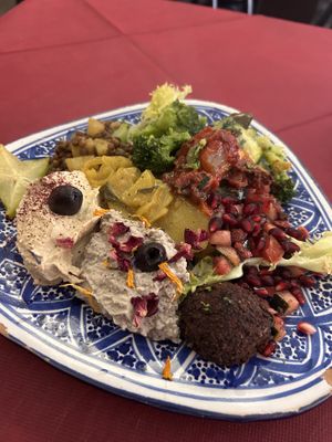 Mix vegano  at Frary's in Venice