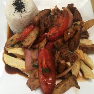 Lomo Saltado with Seitan at Namaste Coffee in Lima