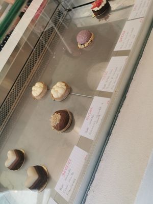  at Amour Patisserie Vegetale in Nice