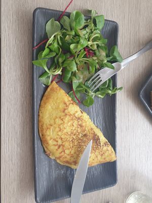 Omelette at Amour Patisserie Vegetale in Nice
