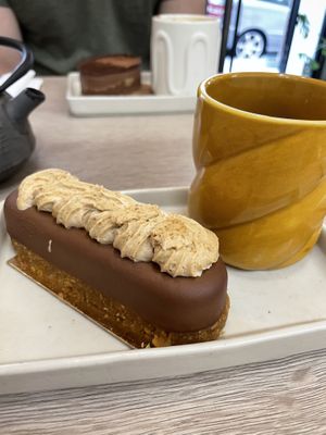 Snickers cake  at Amour Patisserie Vegetale in Nice