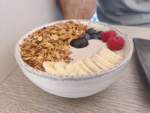 Smoothie blow at Amour Patisserie Vegetale in Nice