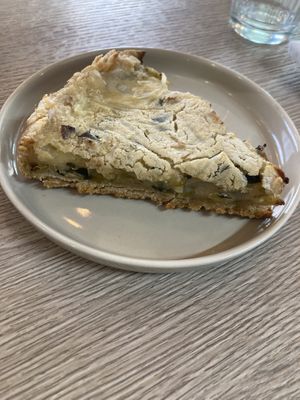 Quiche with tofu  and "cheese”  at Amour Patisserie Vegetale in Nice