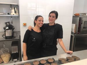 Lovely pastry chefs at Amour Patisserie Vegetale in Nice