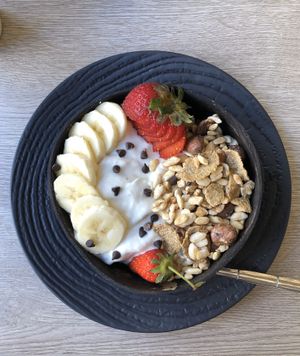 Smoothie Bowl at Amour Patisserie Vegetale in Nice