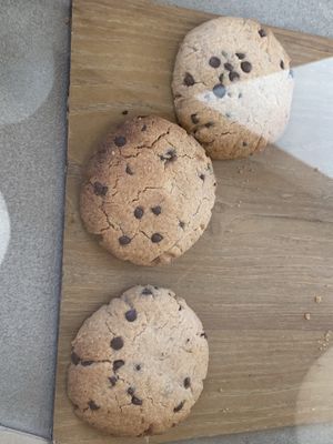 Cookies at Amour Patisserie Vegetale in Nice