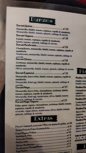 Una parte del menú at Green Falafel in Cusco