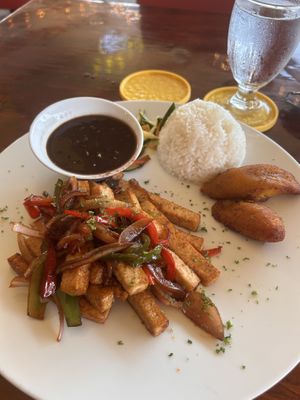   at Cuba's Cookin' in Oranjestad