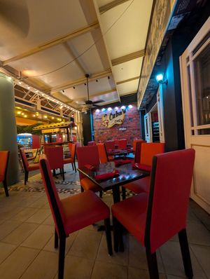  at Cuba's Cookin' in Oranjestad