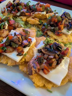  at Cuba's Cookin' in Oranjestad