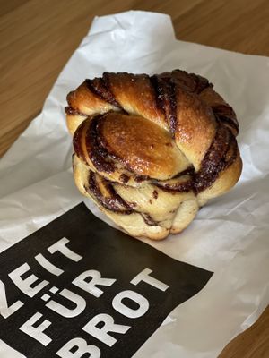 Schoko Nuss Baba, Koro X Zeit für Brot  at Zeit für Brot - Charlottenburg in Berlin