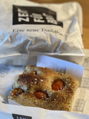 Veganes Focaccia   at Zeit für Brot - Charlottenburg in Berlin
