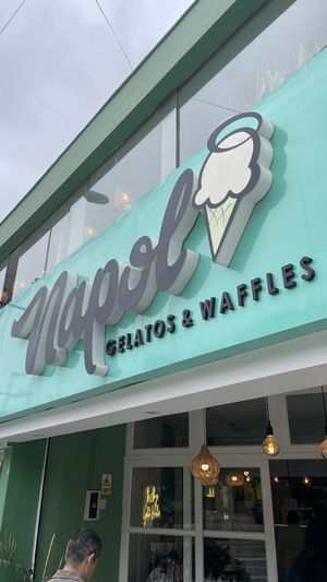 Afuera  at Napoli Artisan Gelato  in Lima