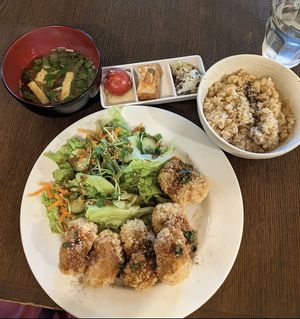 Karaage lunch set. Well presented but crazy salty at Nagi Shokudo in Kamakura