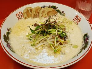 Soymilk broth ramen at TàiLáng ZhōngHuá Lāmiàn in Tainan