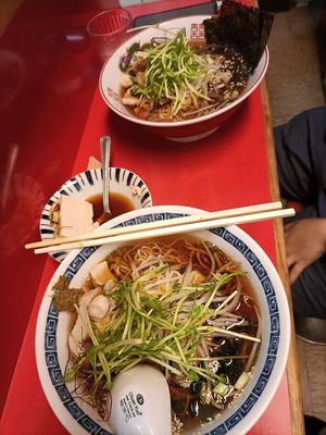 Soyu based broth ramen at TàiLáng ZhōngHuá Lāmiàn in Tainan