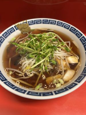 Pomelo pepper (timun pepper) soup #Veganuary at TàiLáng ZhōngHuá Lāmiàn in Tainan