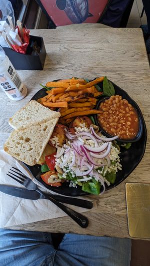 Full Irish at Beanhive Coffee in Dublin