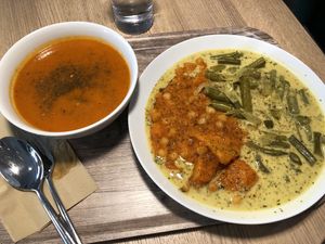 Pumpkin/chickpea ragout, string beans and tomato soup   at Venuss - Herrengasse in Vienna