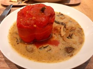 Stuffed pepper with millet and mushroom ragout at Venuss - Herrengasse in Vienna