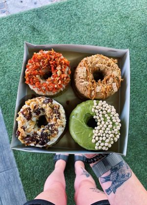 Box mix of four at Piaf Repostería Alternativa in Guadalajara