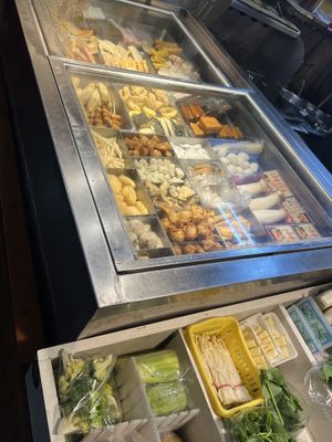 Selection (middle 4 trays not vegan)  at Su Lu Wei in Kaohsiung