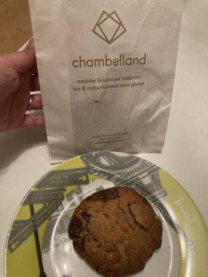 Vegan and gluten free cookie at Chambelland in Paris