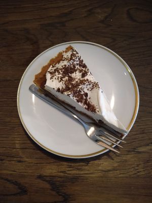 banoffee , gf cake at Relax na Wilczej in Warsaw