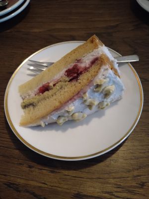pistachio cherry cake at Relax na Wilczej in Warsaw