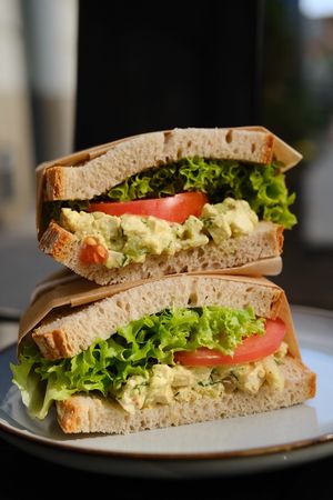 EGGLESS SALAD 
             
tofu eggless salad/celery/avocado/soyonnaise/chives/                                                           dill/tomato/salad
 at Relax na Wilczej in Warsaw
