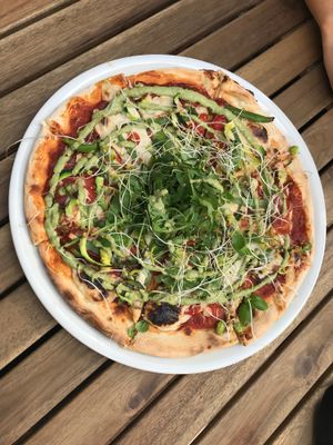 Green Lama Pizza  at Noah's Restaurant in Mainz