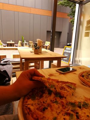 Gemütlich   at Noah's Restaurant in Mainz