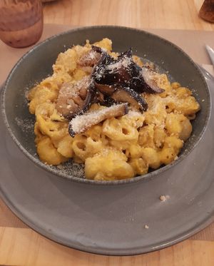 Mac & Cheese at Umami Good Food in Tenerife