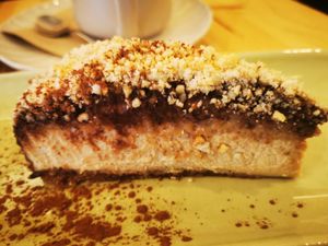 One of the Best snickers cakes I've ever had. 😍 Without sugar and gluten😍 at Umami Good Food in Tenerife