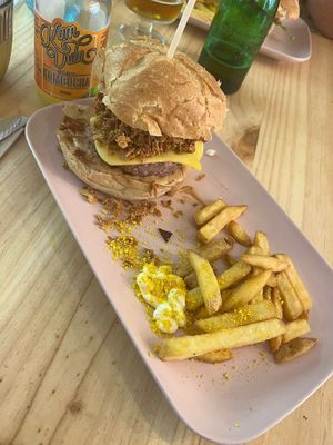 Burger at Umami Good Food in Tenerife