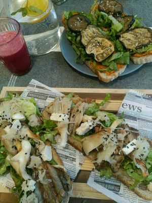 Brunch at Umami Good Food in Tenerife