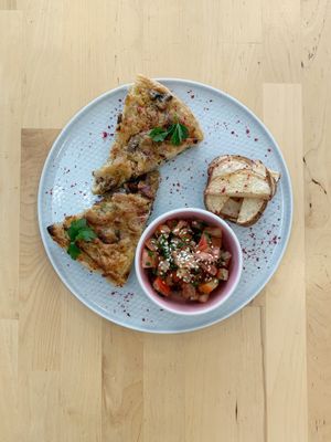 2º plato menú semanal  at Umami Good Food in Tenerife