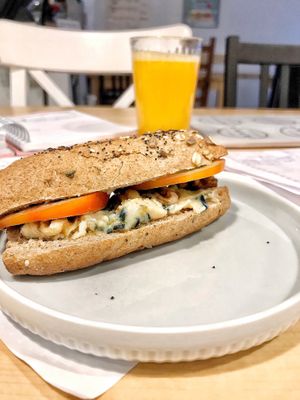 Pulguita de queso Roquefort casero  at Umami Good Food in Tenerife