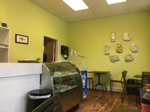 Apron Strings at Apron Strings in Ocean Springs