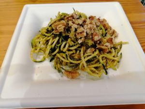 Cordas (zucchini spaghetti) at Avocado Bar in Rome