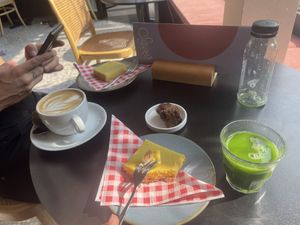  at Sajoer - Statensingel in Rotterdam