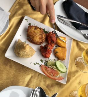 mixed appetizers platter at Delhi Darbar in Tenerife
