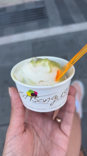 Mandorla  at Gelateria GustiSonGusti in Cavallino-treporti