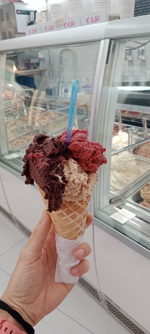  at Regelato Gelateria Artigianale in Alghero