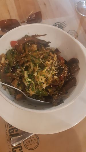 Noodle stir fry at The Veggie Carmen in Santiago De Compostela