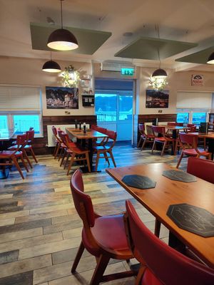 Indoor with view of the pier at Torna a Surriento in Bangor