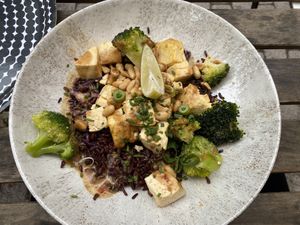 Tofu bowl  at Green Hippo in Helsinki